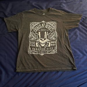 Guns and Roses T-Shirt (NWOT)